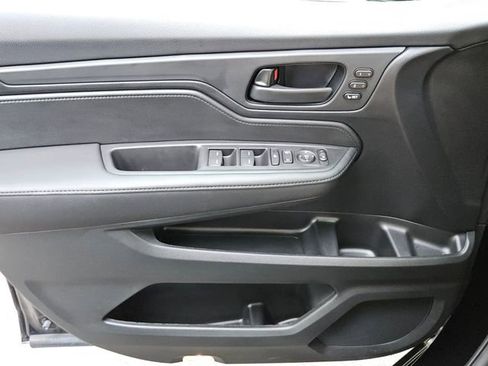 Certified 2025 Honda Odyssey Sport-L image 27