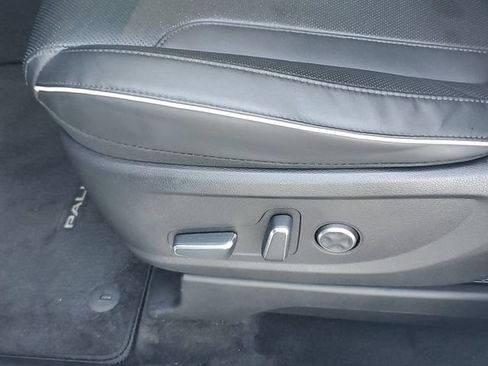 Used 2024 Hyundai Palisade SEL w/ Premium Package FWD image 23