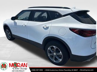 Used 2023 Chevrolet Blazer LT w/ Convenience Package FWD video 2