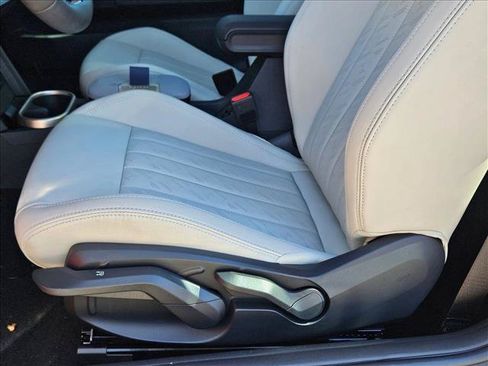 New 2026 MINI Cooper 2-Door Hardtop FWD image 4