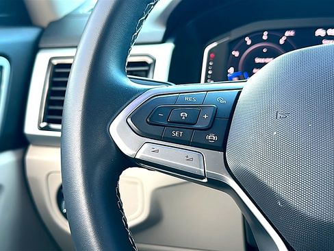 Used 2022 Volkswagen Atlas SE image 30