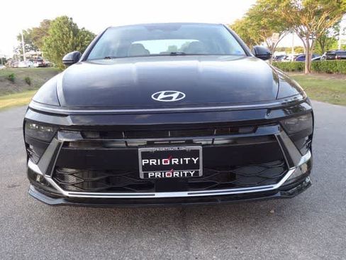 Used 2025 Hyundai Sonata SEL FWD image 5