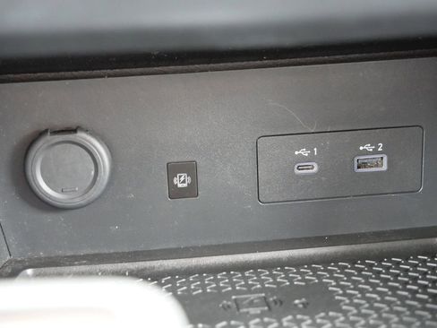 Used 2023 Nissan Pathfinder SL image 27