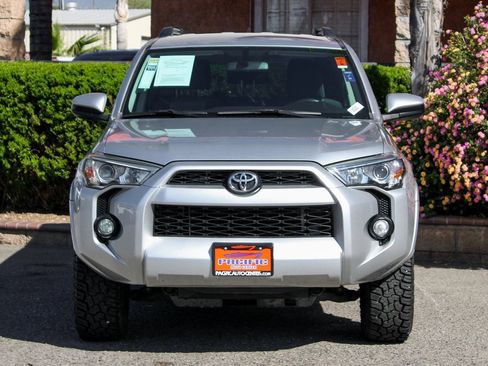 Used 2019 Toyota 4Runner SR5 image 3