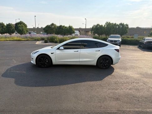 Used 2023 Tesla Model 3 Standard Range RWD image 2