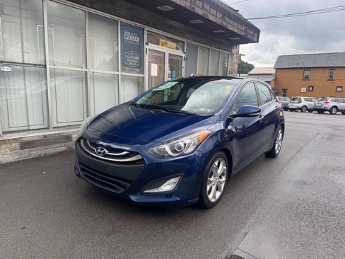 Used 2013 Hyundai Elantra GT w/ Tech Pkg FWD image 1
