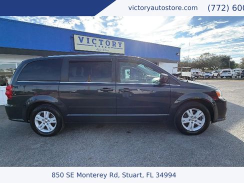 Used 2013 Dodge Grand Caravan Crew image 5