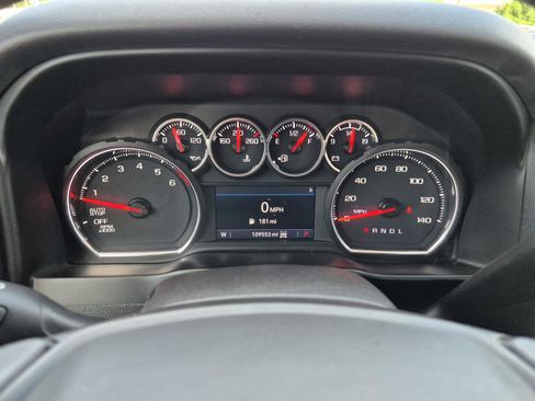 Used 2021 Chevrolet Silverado 1500 LT Trail Boss w/ Convenience Package II AWD/4WD image 25