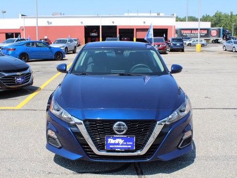 Used 2021 Nissan Altima 2.5 S w/ Driver Assist Package image 5