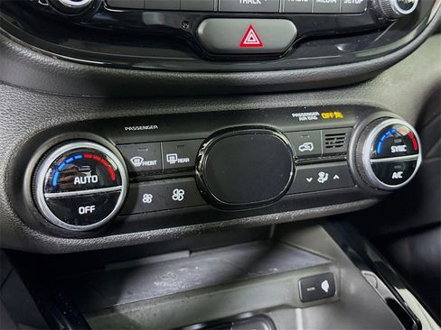 Used 2023 Kia Soul GT-Line image 8