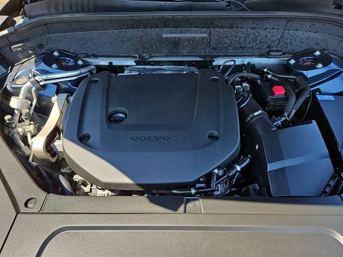 Certified 2023 Volvo XC90 B6 Plus w/ Protection Package AWD/4WD image 27