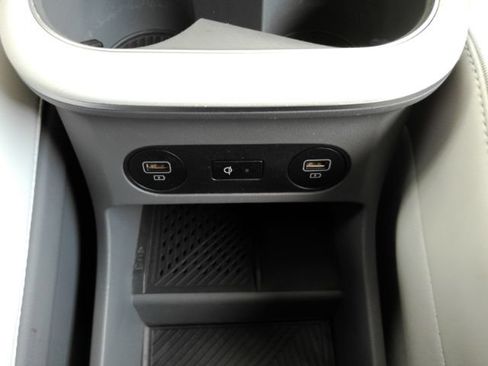 Used 2022 Hyundai Ioniq 5 SEL w/ Cargo Package RWD image 50
