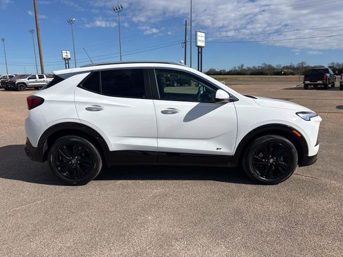 Used 2026 Buick Encore GX Sport Touring w/ Comfort Package image 6