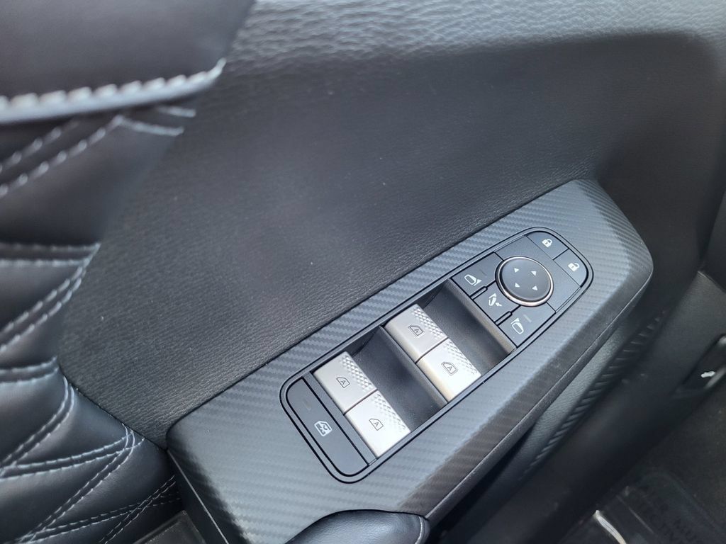 Used 2024 Mitsubishi Outlander SEL FWD image 21