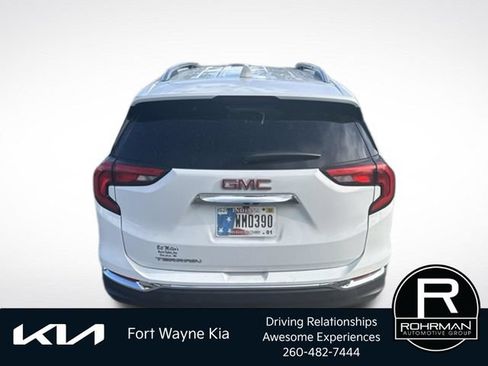 Used 2020 GMC Terrain SLT FWD image 4