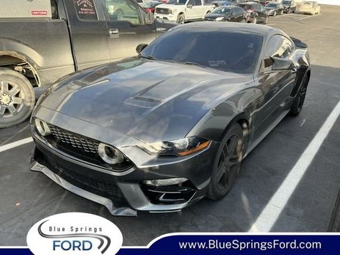Used 2020 Ford Mustang Premium image 1