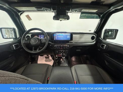 Used 2024 Jeep Wrangler Unlimited Sport AWD/4WD image 22