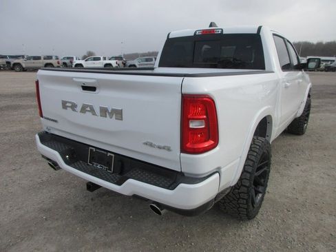 New 2026 RAM 1500 Laramie AWD/4WD image 4