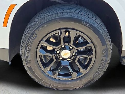 Certified 2025 Chevrolet Tahoe LT AWD/4WD image 9