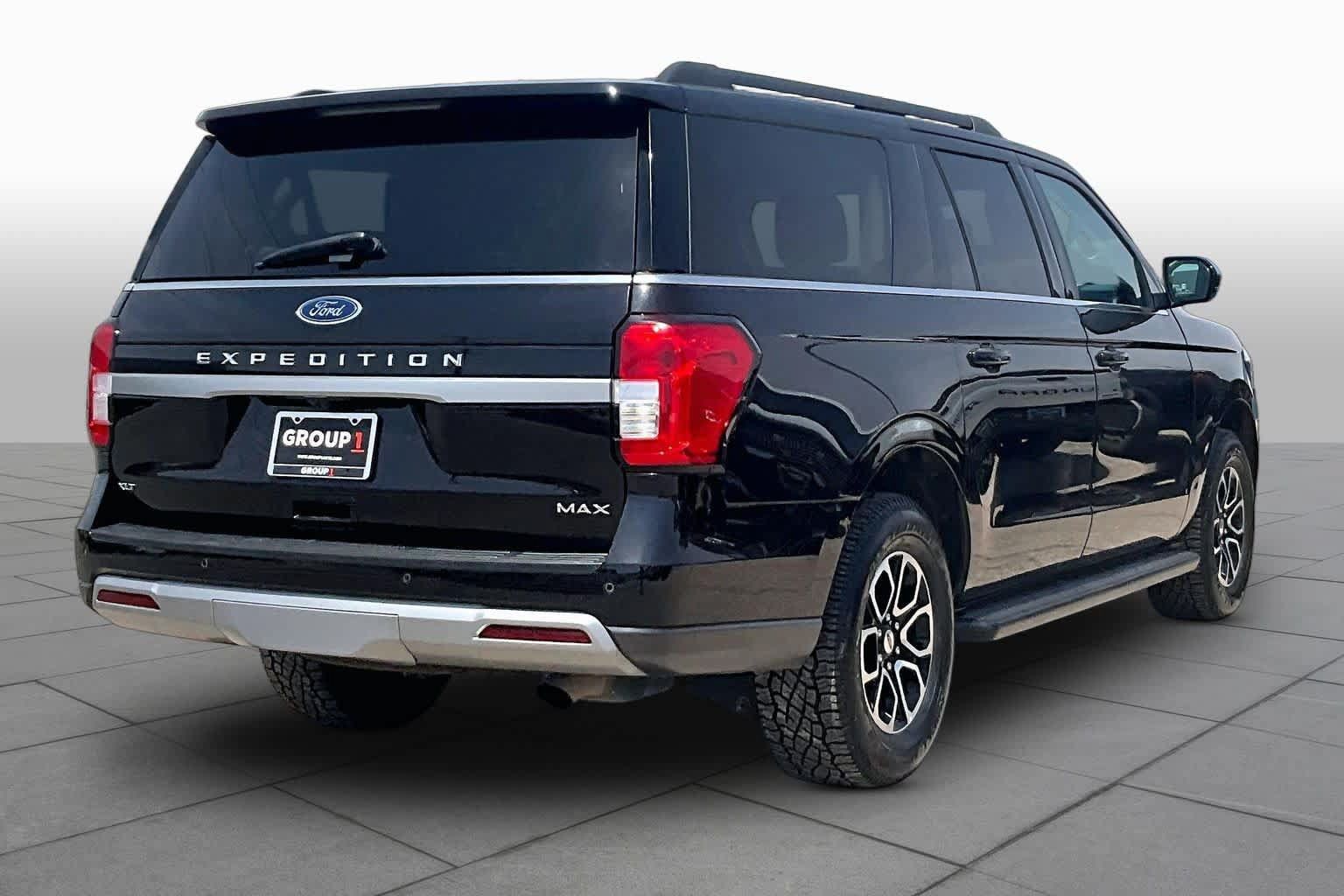 Used 2024 Ford Expedition Max XLT AWD/4WD image 13