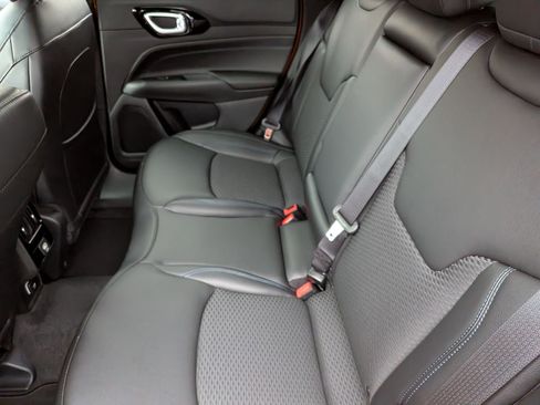 New 2026 Jeep Compass Latitude image 28