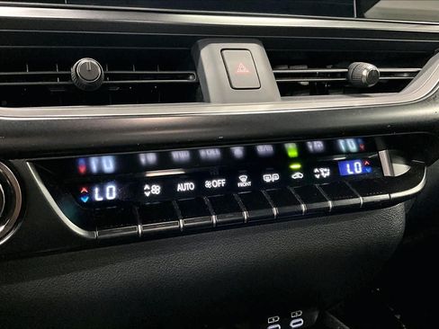 Used 2025 Lexus UX 300h FWD w/ Accessory Package (Z2) image 34