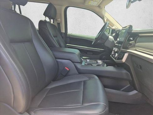 Used 2024 Ford Expedition Max XLT AWD/4WD image 22