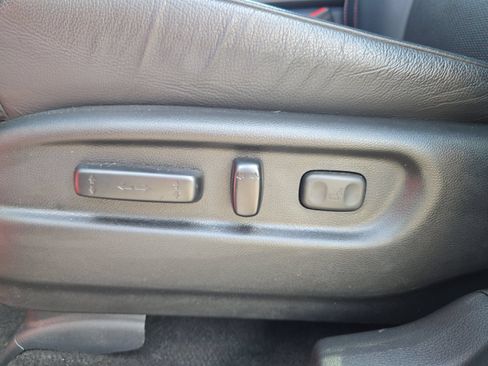 Certified 2025 Honda Passport Black Edition image 15