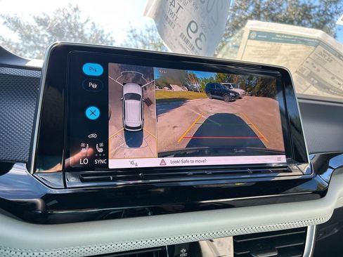 New 2026 Volkswagen Atlas Cross Sport SEL Premium R-Line image 35