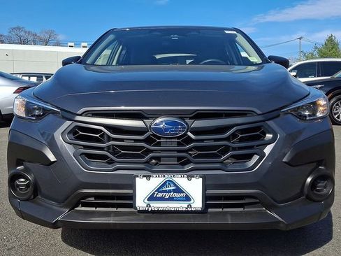 Used 2024 Subaru Crosstrek 2.0i AWD/4WD image 2