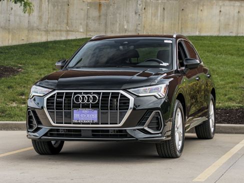 Used 2023 Audi Q3 2.0T Premium Plus AWD/4WD image 7