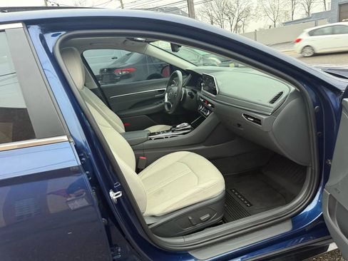 Used 2021 Hyundai Sonata Limited w/ Winter Weather Package image 28