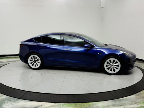 Used 2022 Tesla Model 3 Long Range AWD/4WD image 4