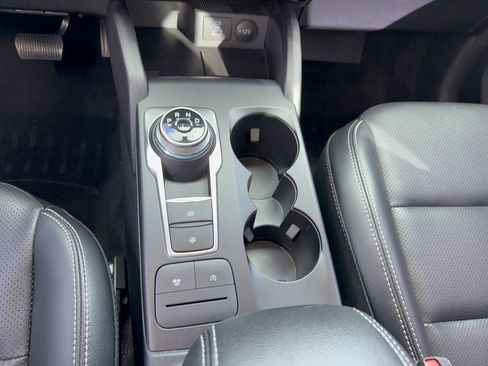 Certified 2022 Ford Escape SEL image 24