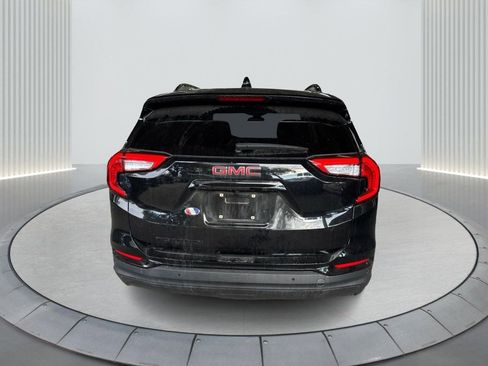 Used 2023 GMC Terrain SLE w/ Elevation Edition image 7