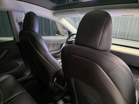 Used 2019 Tesla Model 3 Standard Range Plus RWD image 34