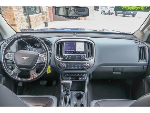 Used 2019 Chevrolet Colorado Z71 image 9