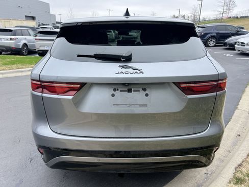 Certified 2025 Jaguar F-PACE R-Dynamic S image 6