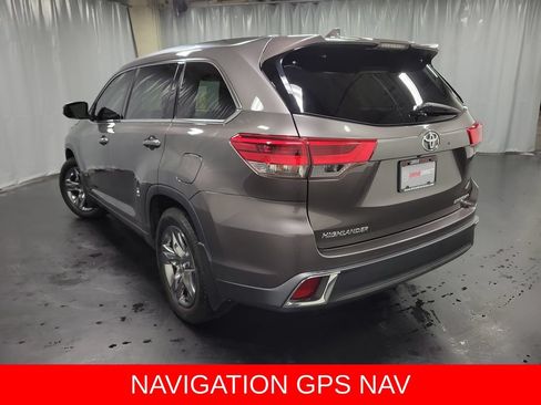 Used 2019 Toyota Highlander Limited Platinum AWD/4WD image 6