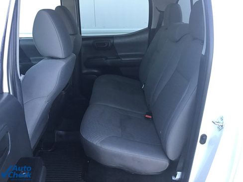 Used 2022 Toyota Tacoma SR image 13