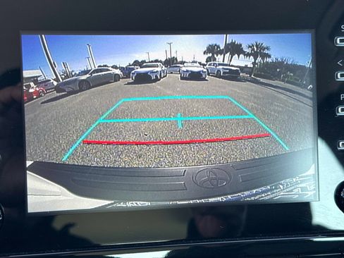 Used 2020 Toyota Prius XLE w/ Advanced Technology Package image 22