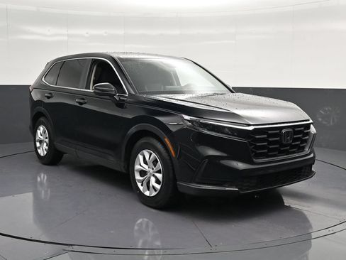 Used 2025 Honda CR-V LX image 5
