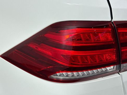 Used 2017 Mercedes-Benz GLE 350 image 32
