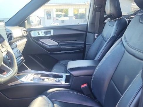 Used 2020 Ford Explorer ST w/ ST Street Pack AWD/4WD image 10