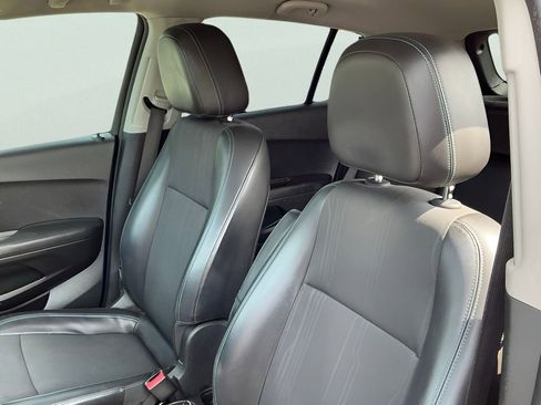 Used 2015 Chevrolet Trax LT w/ LT Plus Package image 20