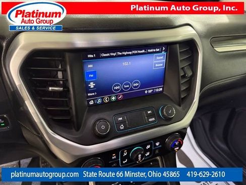Used 2020 GMC Acadia SLT FWD image 19