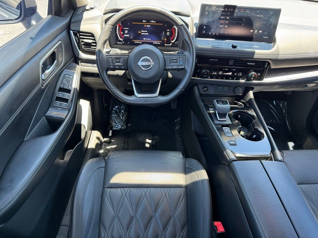 Used 2024 Nissan Rogue Platinum w/ Platinum Premium Package FWD image 15
