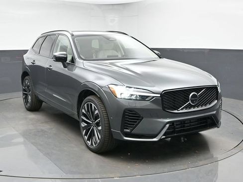 New 2026 Volvo XC60 T8 Ultra w/ Protection Package Premier AWD/4WD image 2