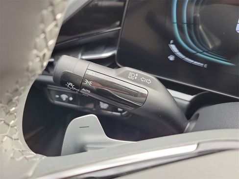 New 2026 Kia Niro EX image 28