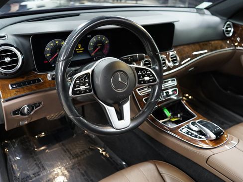 Used 2020 Mercedes-Benz E 450 4MATIC Sedan image 9